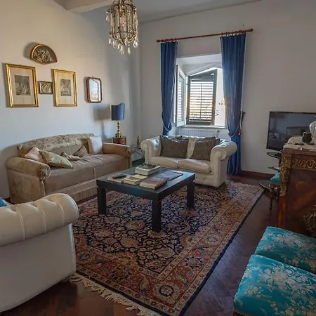 3 Bedrooms Historic Center